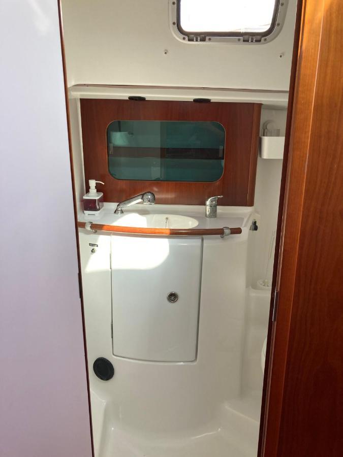 Hotel Sea Bloom - Sleep & Sail In Tejo à Lisboa Extérieur photo
